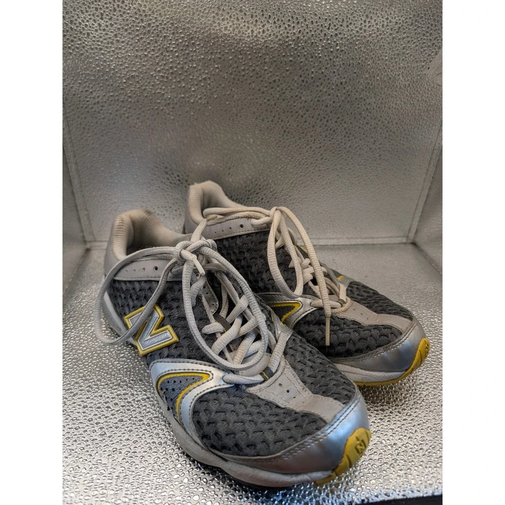 New Balance 550 Womens Grey Silver Yellow Running Shoes WR550GSY Size 8